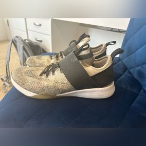 Nike volleyball shoes